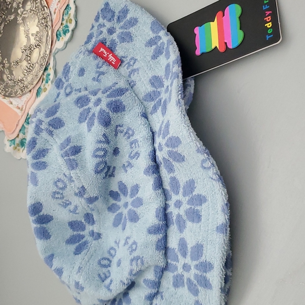 Never worn Teddy fresh bucket hat